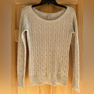 Aeropostale Cream Lightweight Sweater Size Medium‎
